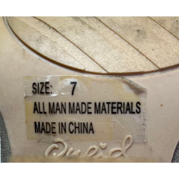 Qupid Grey Faux Suede Peep Toe Open Heel Fringe Buckle Accent Zip Up Ankle Sz 7 - Picture 9 of 9